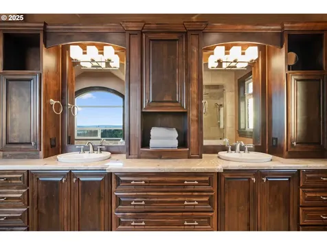 33302 NW 47th Court Ridgefield WA 98642