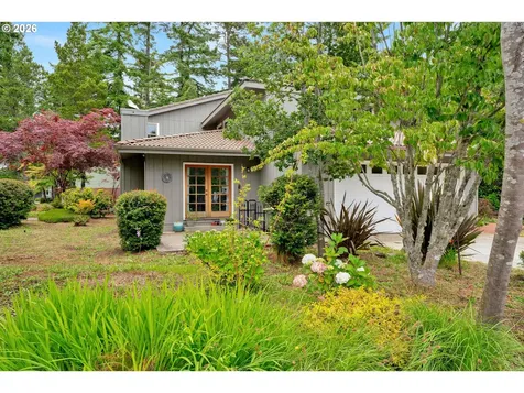 2270 Upas Place Florence OR 97439