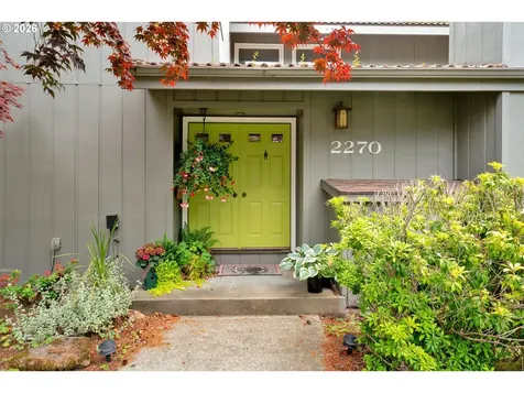 2270 Upas Place Florence OR 97439