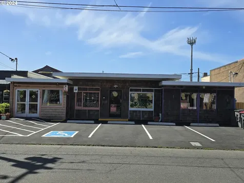 719 1st Avenue Seaside OR 97138