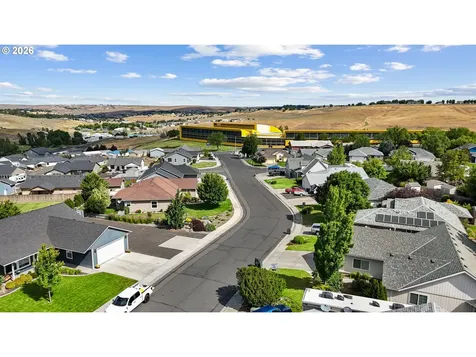 1710 SW 3rd Street Pendleton OR 97801