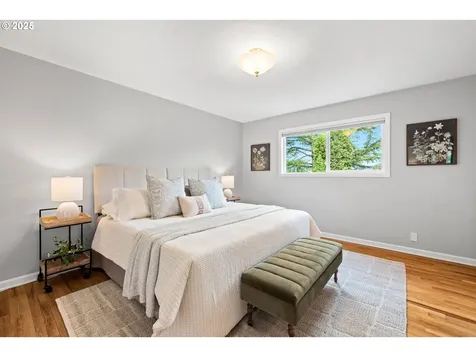 3123 SW Florida Court Portland OR 97219