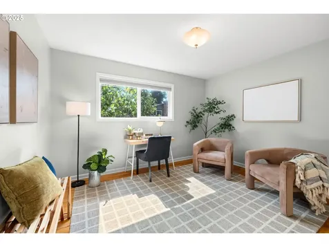 3123 SW Florida Court Portland OR 97219
