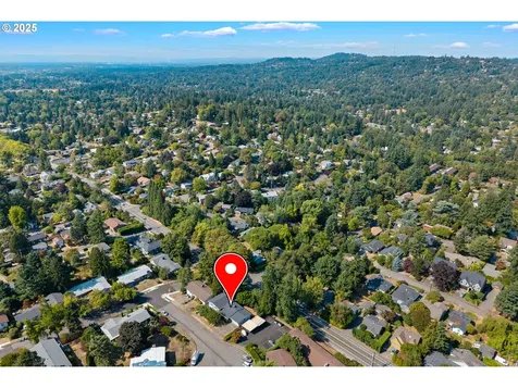 3123 SW Florida Court Portland OR 97219
