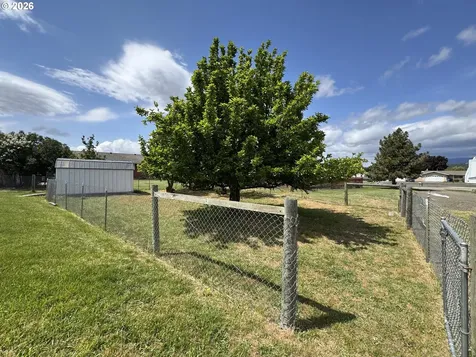 1238 Bennett Drive Goldendale WA 98620