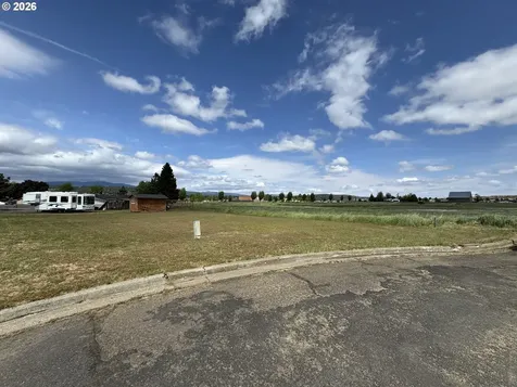 1238 Bennett Drive Goldendale WA 98620