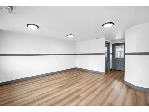 705 SW Dennis Avenue Hillsboro OR 97123