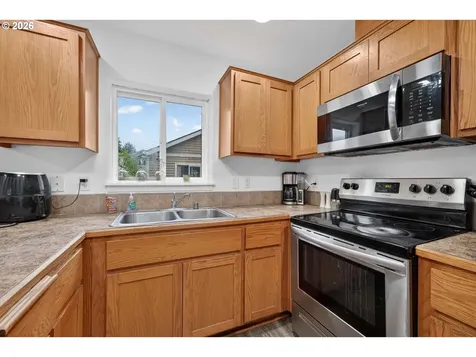 1817 NE 90th Circle Vancouver WA 98665