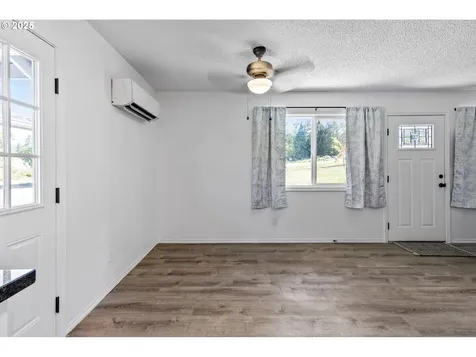 20427 S Highway 211 Colton OR 97017