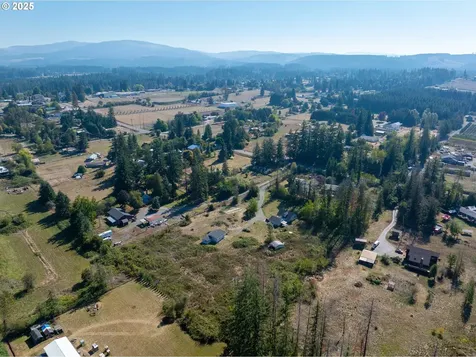 20427 S Highway 211 Colton OR 97017