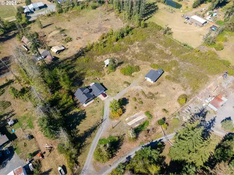 20427 S Highway 211 Colton OR 97017