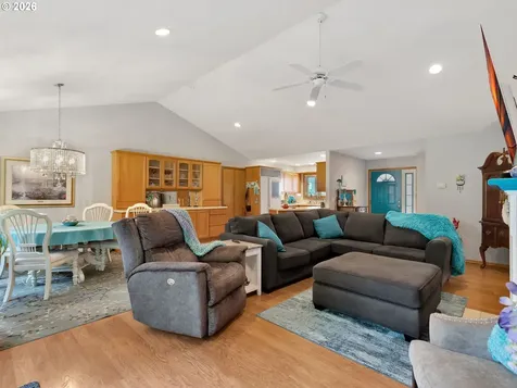 1295 Jeffrey Drive Seaside OR 97138
