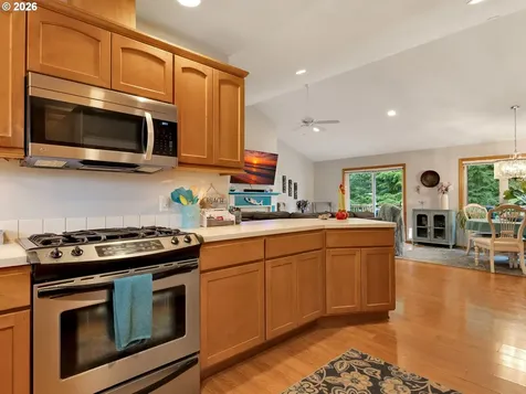 1295 Jeffrey Drive Seaside OR 97138