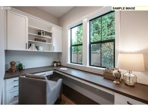 484 SW 95th Avenue Portland OR 97225
