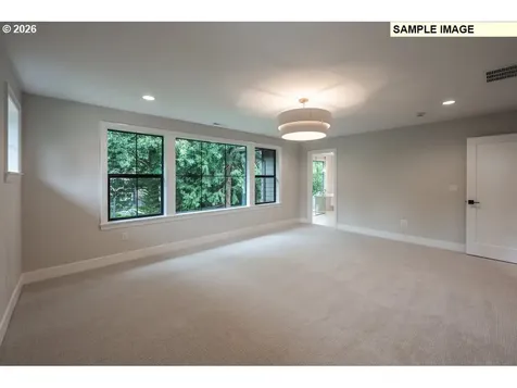 484 SW 95th Avenue Portland OR 97225