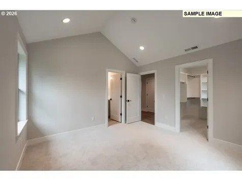 484 SW 95th Avenue Portland OR 97225