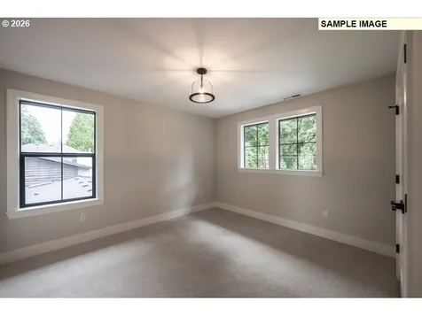 484 SW 95th Avenue Portland OR 97225