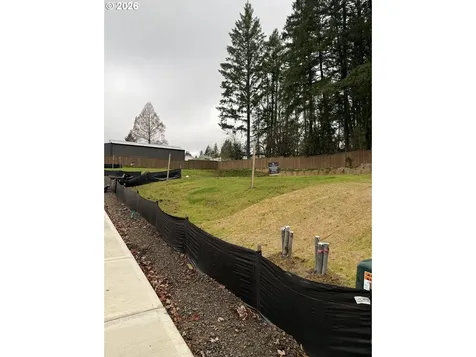 484 SW 95th Avenue Portland OR 97225