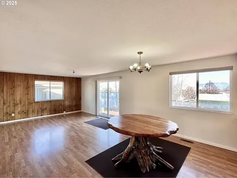 405 S 12th Street La Grande OR 97850