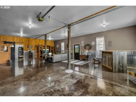 60625 Three Point Road Canyon City OR 97820