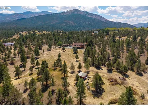 60625 Three Point Road Canyon City OR 97820