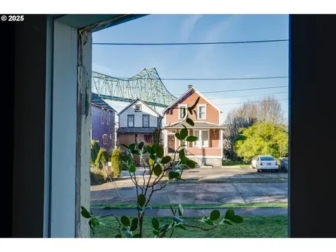 150 Lincoln Street Astoria OR 97103