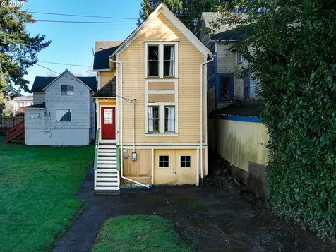 150 Lincoln Street Astoria OR 97103
