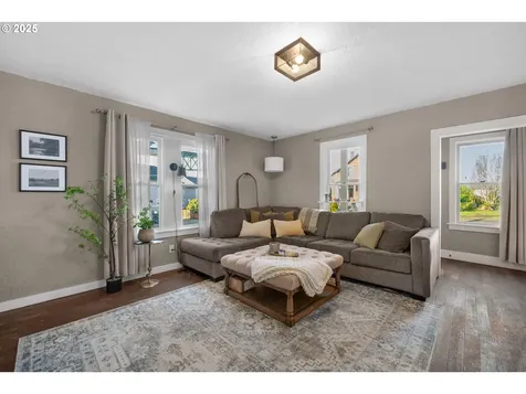 150 Lincoln Street Astoria OR 97103