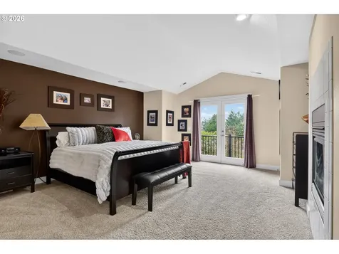 8145 SW 57th Avenue Portland OR 97219