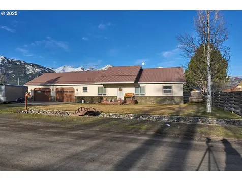 705 N Russell Street Joseph OR 97846