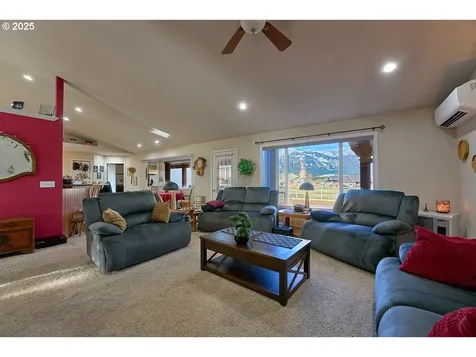 705 N Russell Street Joseph OR 97846