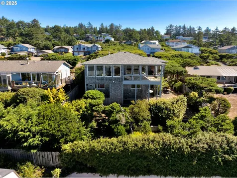 3018 NW Hidden Lake Drive Waldport OR 97394