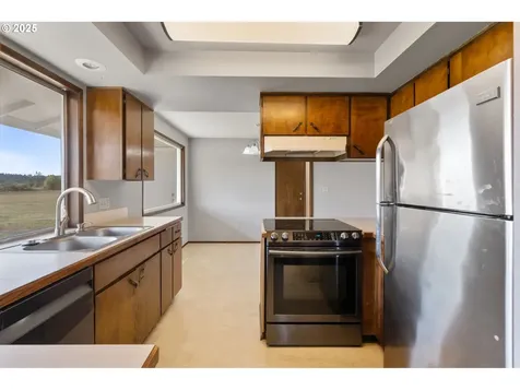 570 State Route 506 Toledo WA 98591