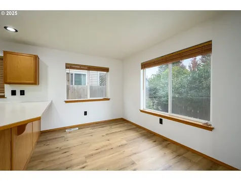 1306 N Parkside Lane Newberg OR 97132