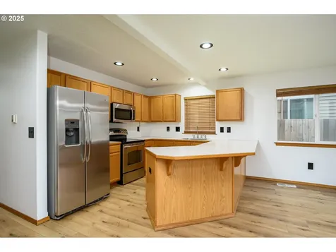1306 N Parkside Lane Newberg OR 97132