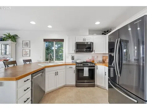 16606 NE 19th Street Vancouver WA 98684