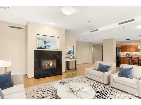 1221 SW 10th Avenue Portland OR 97205