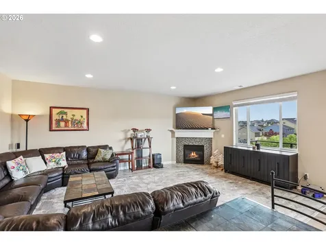 17089 NW Tristan Street Portland OR 97229