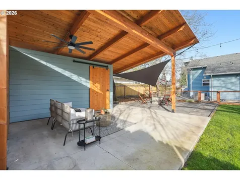 6106 SE Lambert Street Portland OR 97206