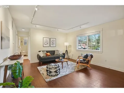 6106 SE Lambert Street Portland OR 97206