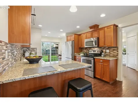6106 SE Lambert Street Portland OR 97206