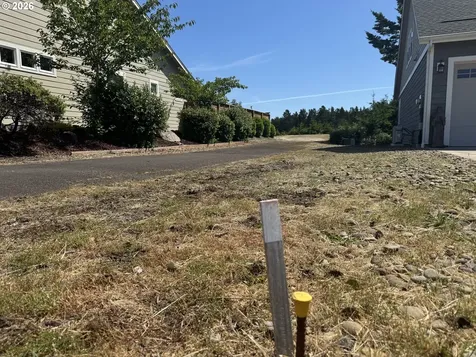 Lake Point Drive Florence OR 97439