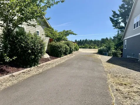 Lake Point Drive Florence OR 97439