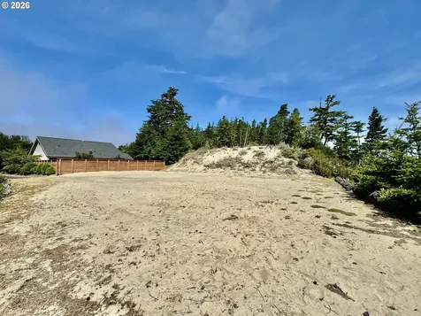 Lake Point Drive Florence OR 97439