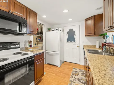 2236 SE 10th Street Gresham OR 97080