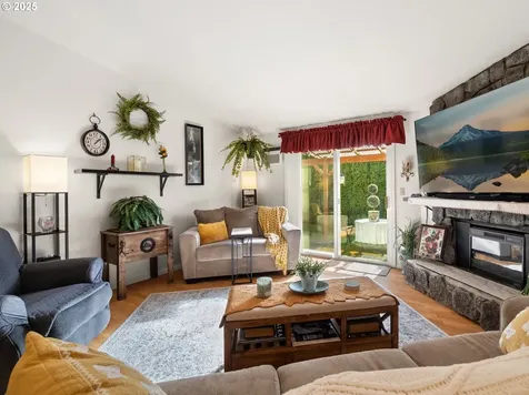 2236 SE 10th Street Gresham OR 97080