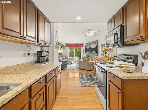 2236 SE 10th Street Gresham OR 97080