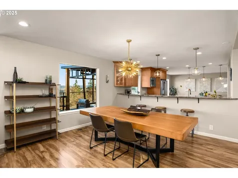 17287 S Overlook Road Oregon City OR 97045