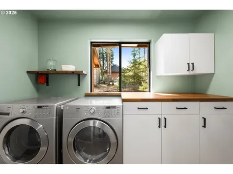 17287 S Overlook Road Oregon City OR 97045