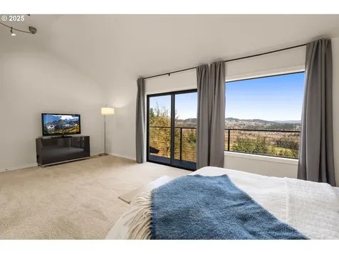 17287 S Overlook Road Oregon City OR 97045